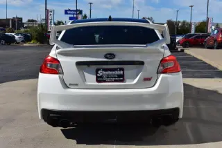 Subaru WRX 2019 AWD STI Limited 4dr Sedán con Spoiler de Baja Perfil
