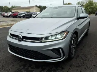 Volkswagen Jetta 2025 S 4dr Sedán