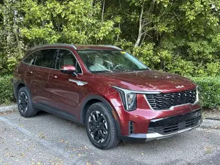 Kia Sorento 2024 S 4dr SUV