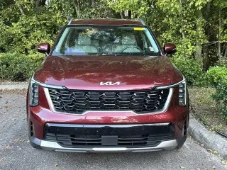 Kia Sorento 2024 S 4dr SUV