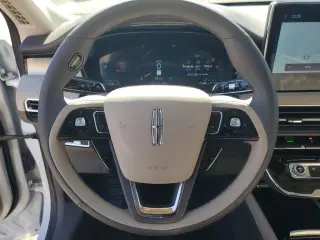 Lincoln Corsair 2024 AWD Premiere 4dr SUV