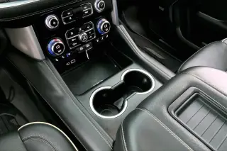 GMC Yukon 2023 4x4 SLT 4dr SUV