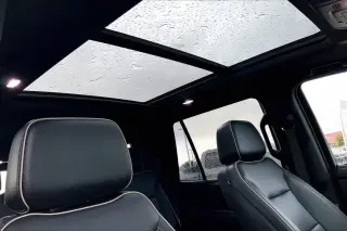 GMC Yukon 2023 4x4 SLT 4dr SUV