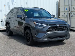 Toyota RAV4 2023 XLE 4x4 SUV