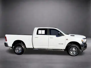 Ram 2500 2022 4x4 Big Horn 4dr Crew Cab 6.3 ft. SB Pickup