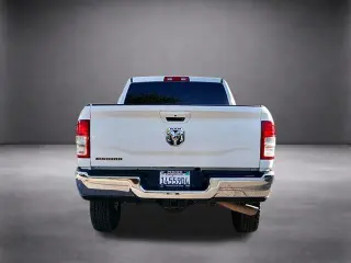Ram 2500 2022 4x4 Big Horn 4dr Crew Cab 6.3 ft. SB Pickup