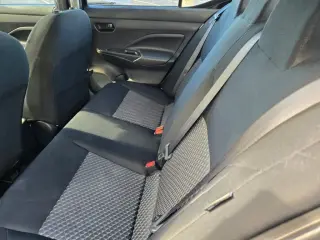 Nissan Versa 2024 S 4dr Sedán CVT