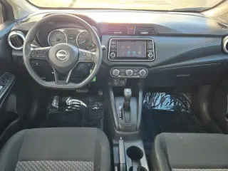 Nissan Versa 2024 S 4dr Sedán CVT