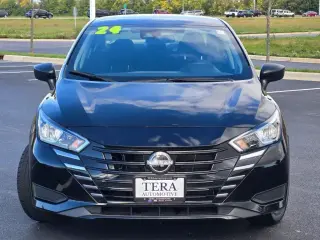 Nissan Versa 2024 S 4dr Sedán CVT