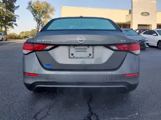 Nissan Sentra 2022 SV 4dr Sedán