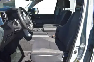 Toyota Tundra 2024 4x4 SR5 4dr CrewMax Cab Pickup SB