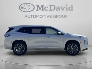 Buick Enclave 2025 4x4 Avenir 4dr Crossover