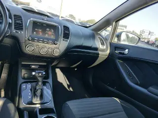 Kia Forte 2018 S Sedán 4 puertas