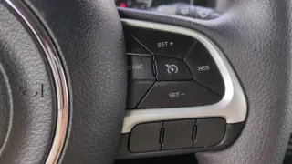 Jeep Renegade 2023 4x4 Latitude 4dr SUV