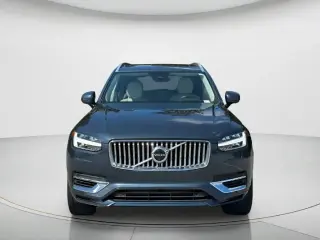 Volvo XC90 Recharge 2023 eAWD T8 Plus Bright Theme 7 pasajeros SUV de 4 puertas