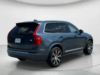Volvo XC90 Recharge 2023 eAWD T8 Plus Bright Theme 7 pasajeros SUV de 4 puertas