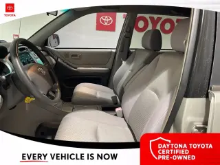Toyota Highlander 2004 Tracción Delantera 4 puertas SUV