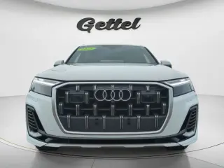 Audi Q7 2025 AWD quattro Premium Plus 55 TFSI 4dr SUV