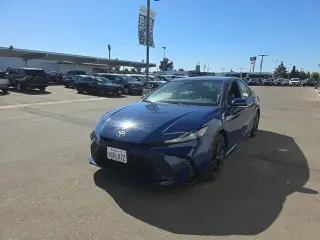 Toyota Camry 2026 SE 4dr Sedán
