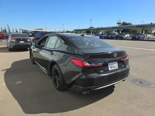 Toyota Camry 2026 SE 4dr Sedán