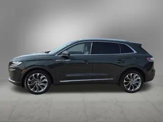 Lincoln Nautilus 2022 AWD Reserve 4dr SUV