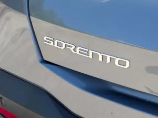 Kia Sorento 2024 S 4dr SUV