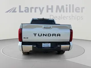 Toyota Tundra 2023 4x4 Limited 4dr CrewMax Cab Pickup SB