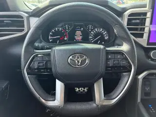 Toyota Tundra 2023 4x4 Limited 4dr CrewMax Cab Pickup SB