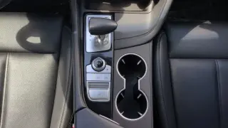Genesis G70 2022 2.0T 4dr Sedán