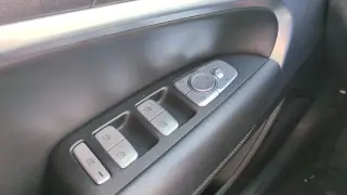 Genesis G70 2022 2.0T 4dr Sedán