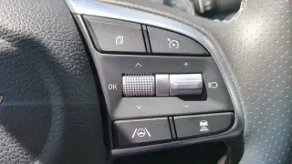 Genesis G70 2022 2.0T 4dr Sedán