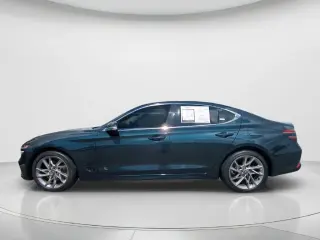 Genesis G70 2022 2.0T 4dr Sedán