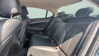 Genesis G70 2022 2.0T 4dr Sedán