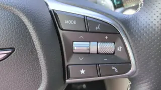 Genesis G70 2026 2.5T Standard 4dr Sedán