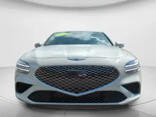 Genesis G70 2026 2.5T Standard 4dr Sedán