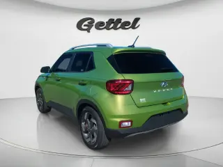 Hyundai VENUE 2024 SEL 4dr Crossover