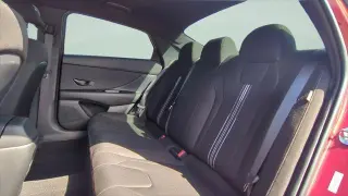 Hyundai ELANTRA 2025 SEL Sport 4dr Sedán
