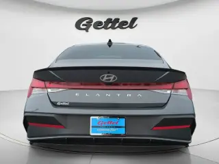 Hyundai ELANTRA 2026 SEL Sport 4dr Sedán