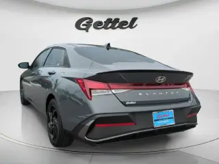 Hyundai ELANTRA 2026 SEL Sport 4dr Sedán