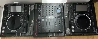 Pioneer CDJ 2000NXS2/DJM 900NX