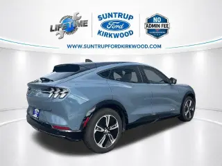 Ford Mustang Mach-E 2023 Premium 4dr SUV