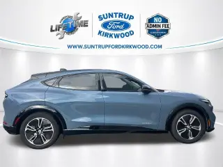 Ford Mustang Mach-E 2023 Premium 4dr SUV