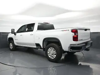 Chevrolet Silverado 2500HD 2021 4x4 LT 4dr Crew Cab SB