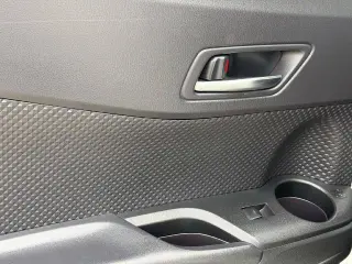 Toyota C-HR 2021 XLE 4dr Crossover