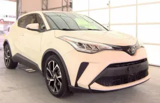 Toyota C-HR 2021 XLE 4dr Crossover