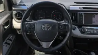 Toyota RAV4 2017 XLE 4dr SUV
