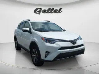 Toyota RAV4 2017 XLE 4dr SUV