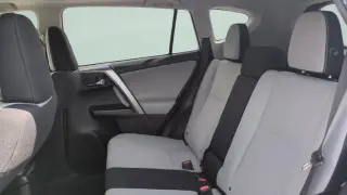 Toyota RAV4 2017 XLE 4dr SUV