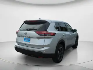 Nissan Rogue 2025 SV 4dr Crossover