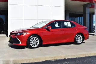 Toyota Camry 2023 LE 4dr Sedán